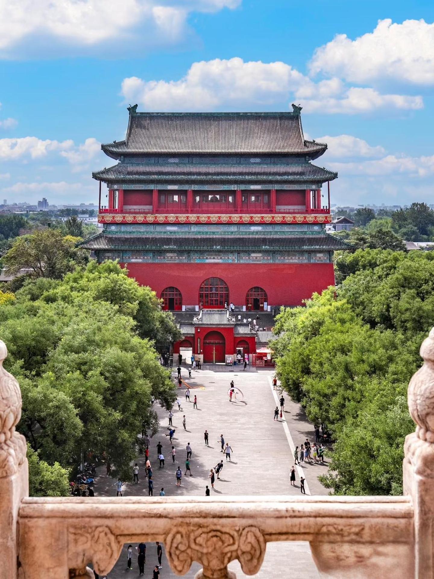 The East Hotel-Very Close To The Drum Tower,The Lama Temple,Houhai Bar Street,And The Forbidden City,There Are Many Old Beijing Traditional Hutongs Around The Hotel ,Experience The Culture Of Old Beijing Hutongs,Near Exit A Of Shichahai On Metro Line Exterior foto